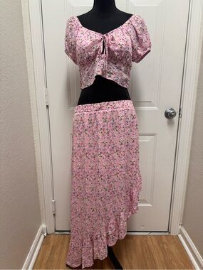No Boundaries Pink Floral Crop Top With Skirt 0155